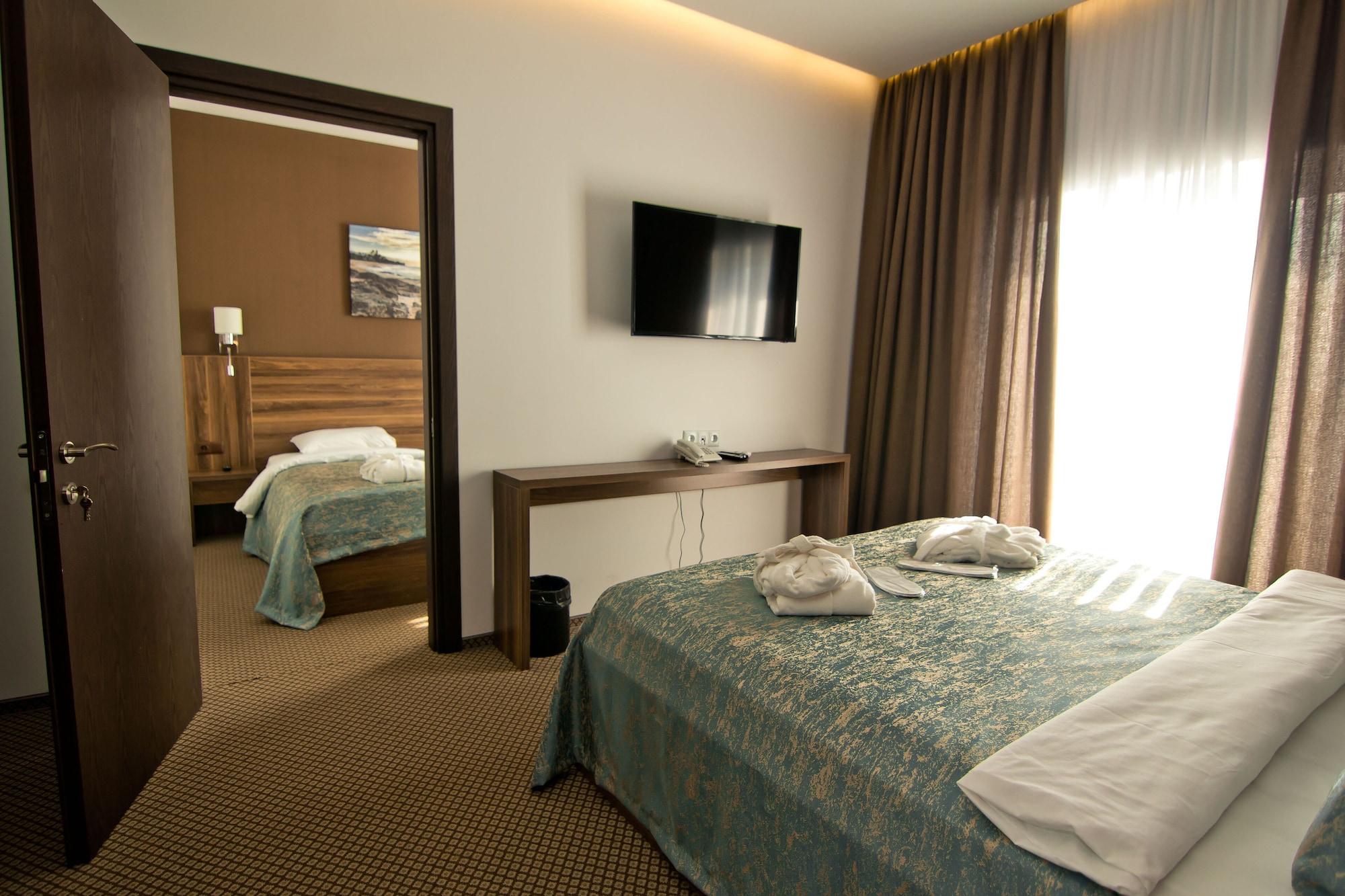 Sky Inn บาทูมิ ภายนอก รูปภาพ