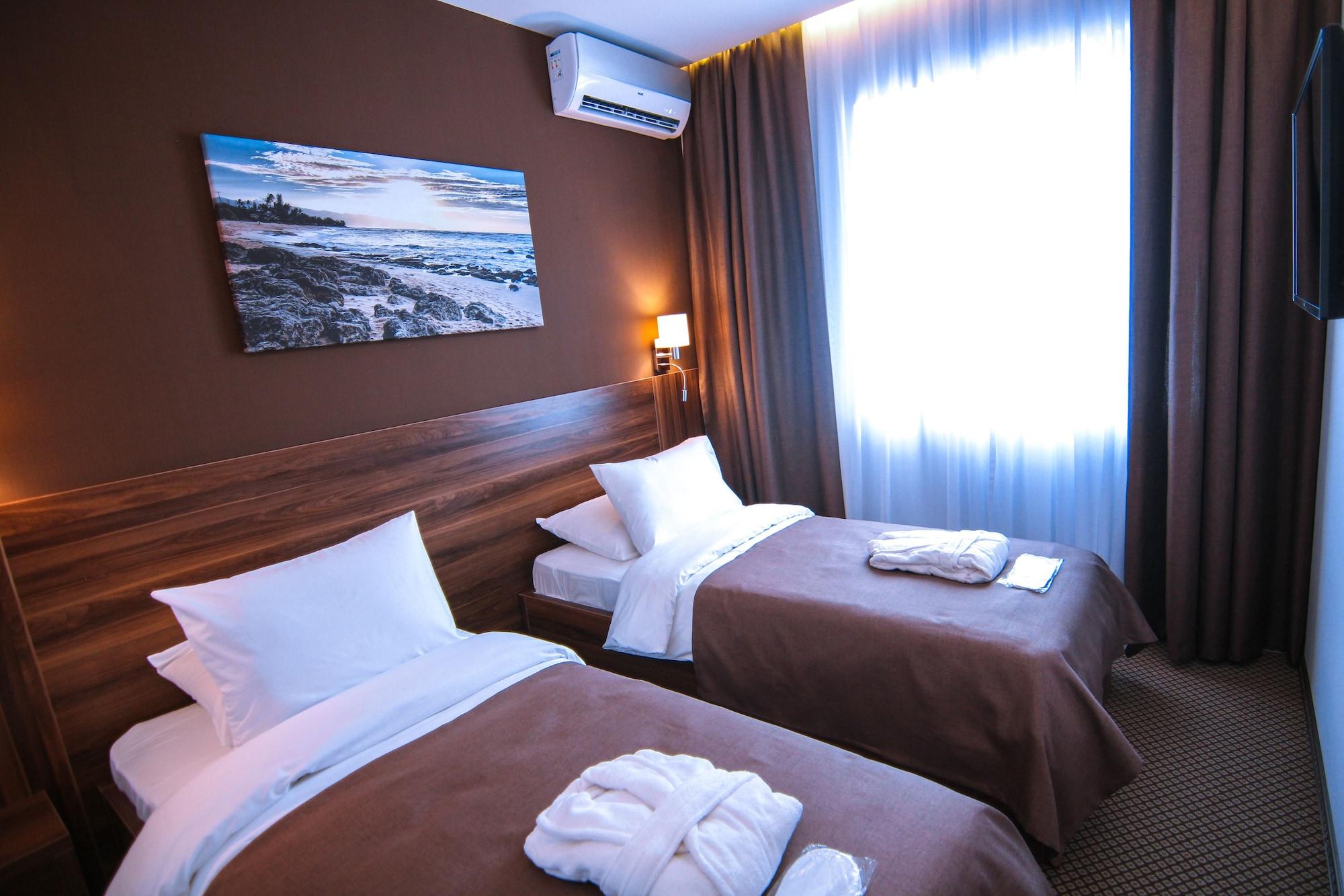 Sky Inn บาทูมิ ภายนอก รูปภาพ