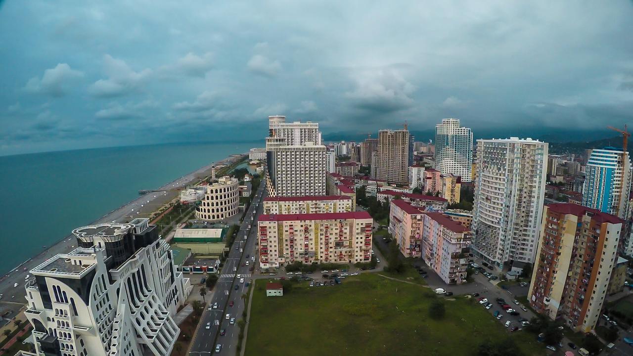 Sky Inn บาทูมิ ภายนอก รูปภาพ