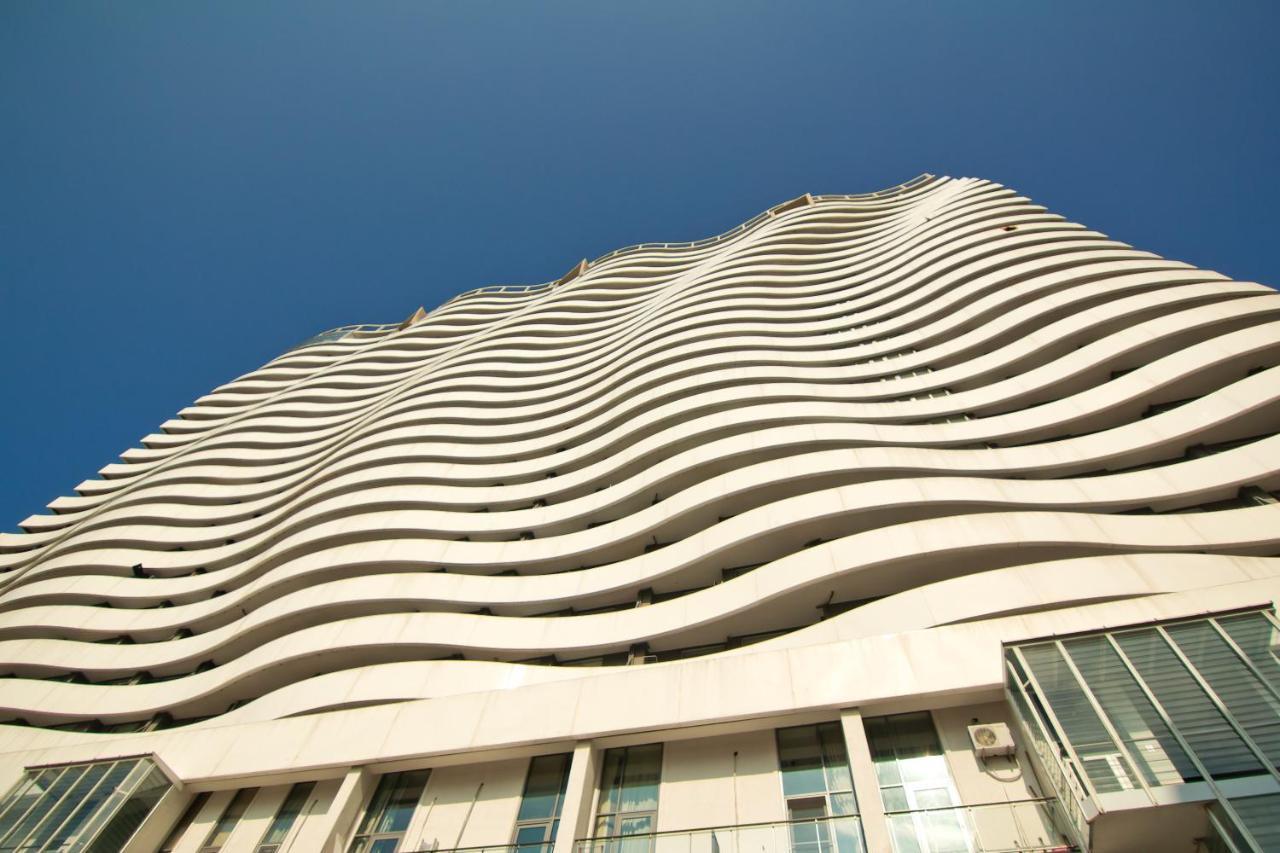 Sky Inn บาทูมิ ภายนอก รูปภาพ
