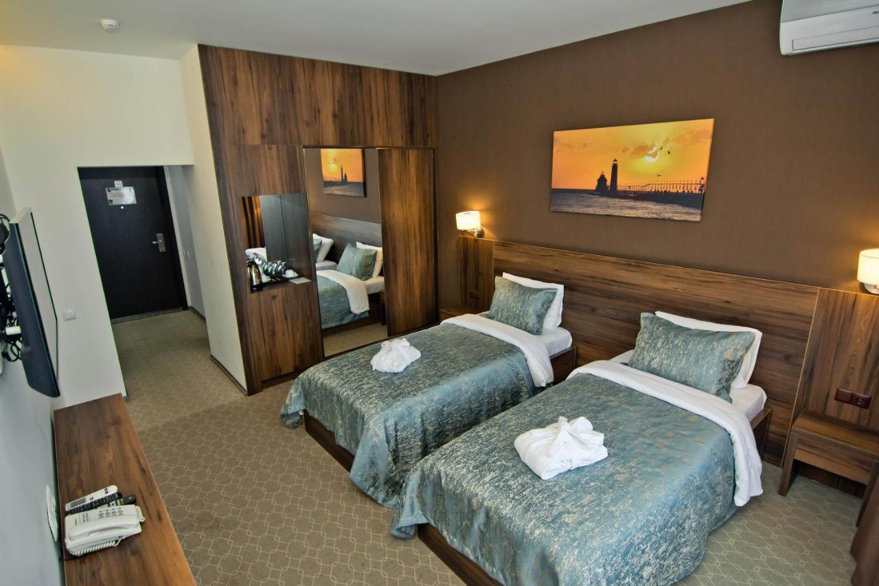 Sky Inn บาทูมิ ภายนอก รูปภาพ